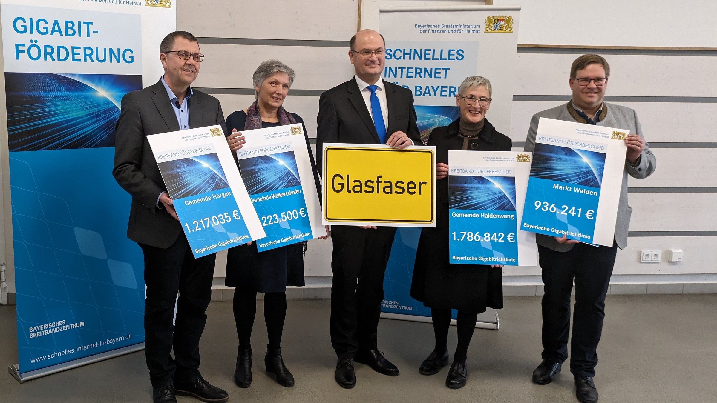 Übergabe Förderbescheid Gigabitrichtline