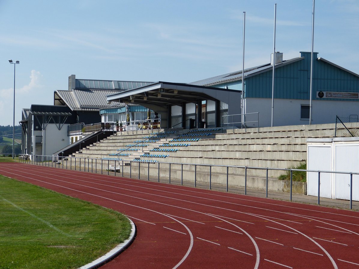 Zentralsportanlage Tribüne